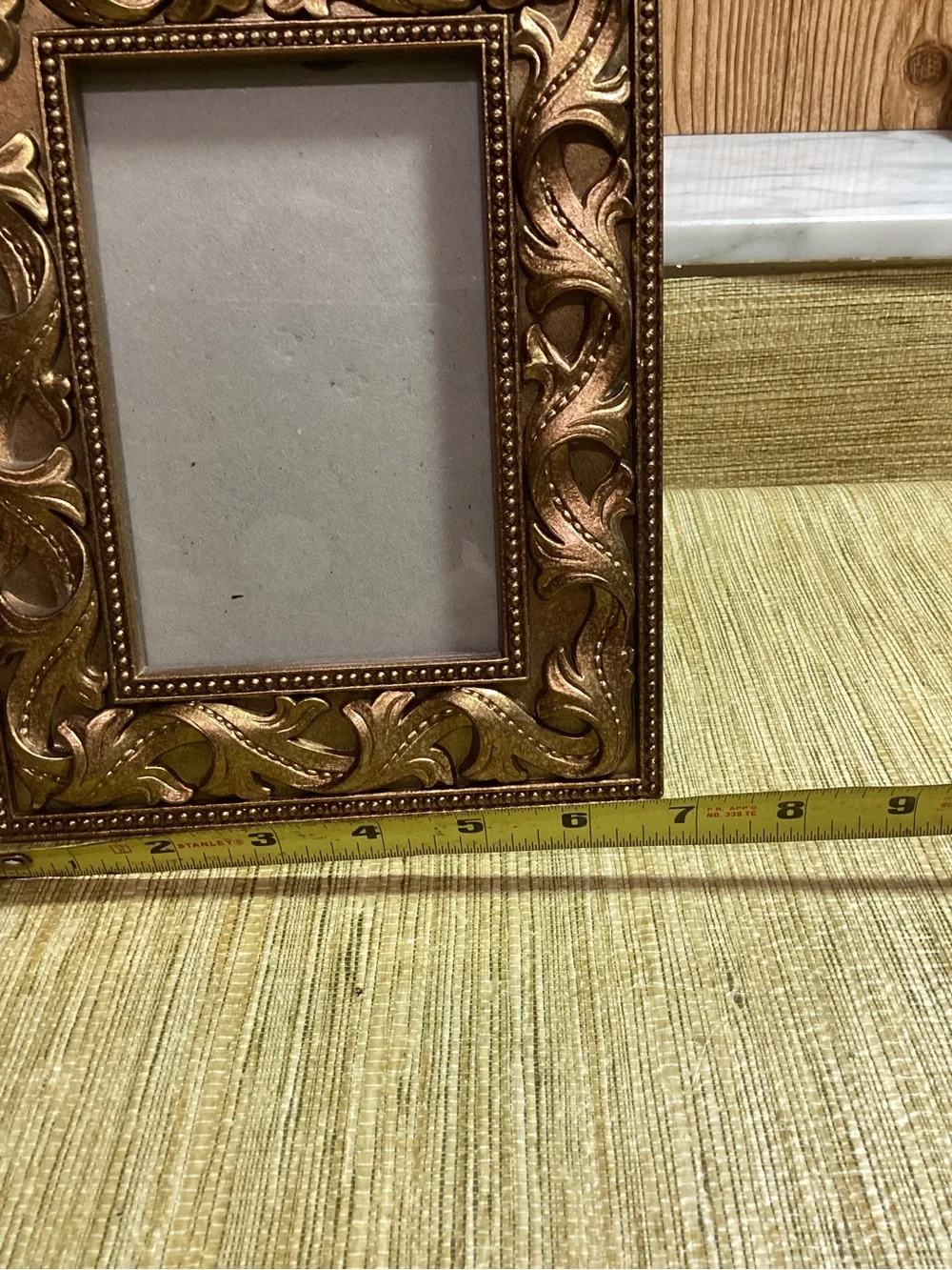 Ornate Gold Bronze Tone Picture Frame - Classic holds a 4x6